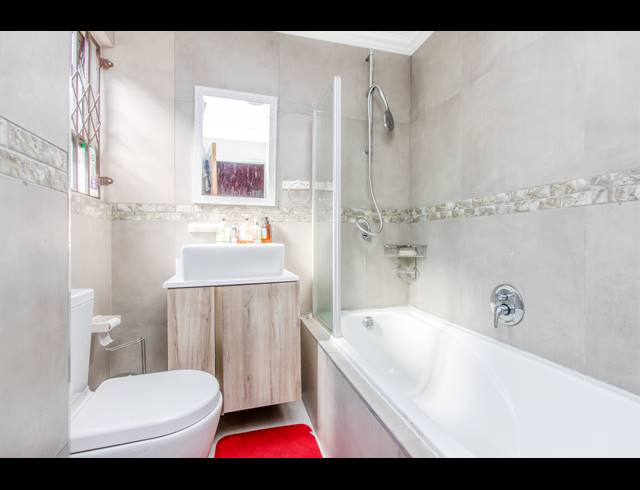 3 BEDROOM APARTMENT BLOCK FOR SALE IN RIDGEWAY
